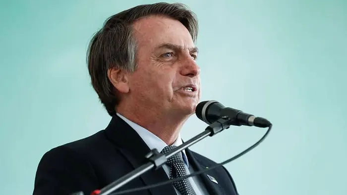 Bolsonaro critica Petrobras por aumento no preço do gás natural: “É inadmissível”